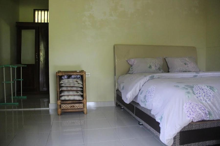 Ambow Homestay Jungle Trekking & Village Tour Букит-Лаванг Экстерьер фото
